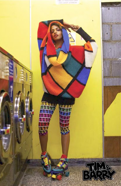 2007, M.I.A portant le “Rubikcube” sweater, “Electrokute” collection, Hiver 2007-2008 — Tim and Barry
