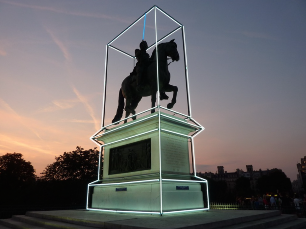 2010, “Astronomy Domine”, statue d’Henri IV au Pont Neuf, Paris