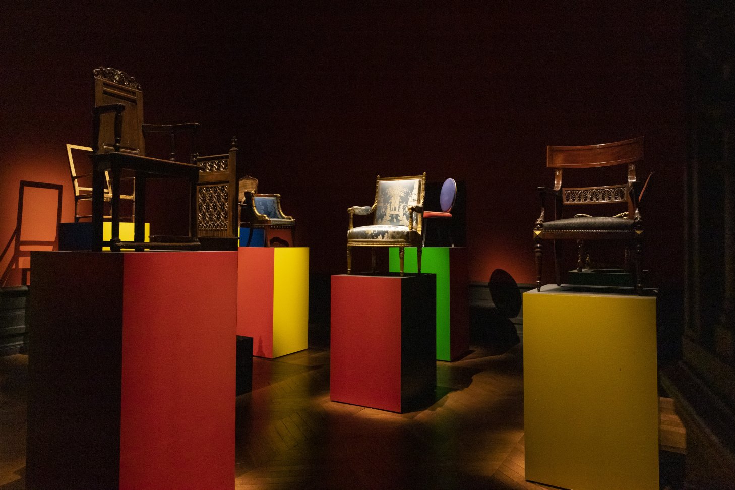 2022, Exposition “NO TASTE FOR BAD TASTE”, l’atour d’assises — Justine Rossignol