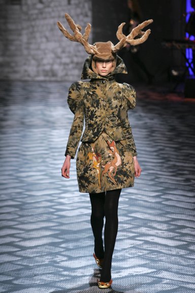 Louvre Couture - Objets d’art, objets de mode - 24 janvier – 21 juillet 2025